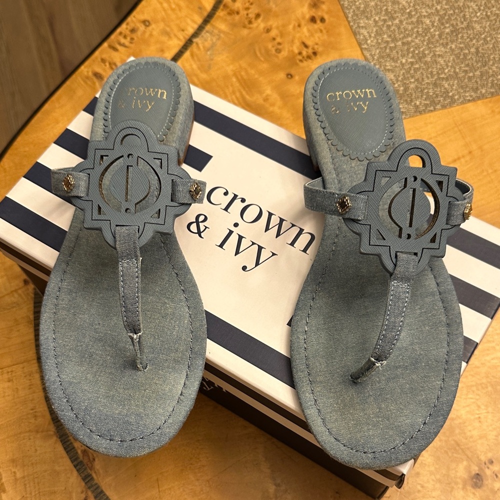 Crown & Ivy Denim Blue Sandals